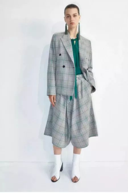2020女裝流行趨勢 面料與單品連衣裙深度解析
